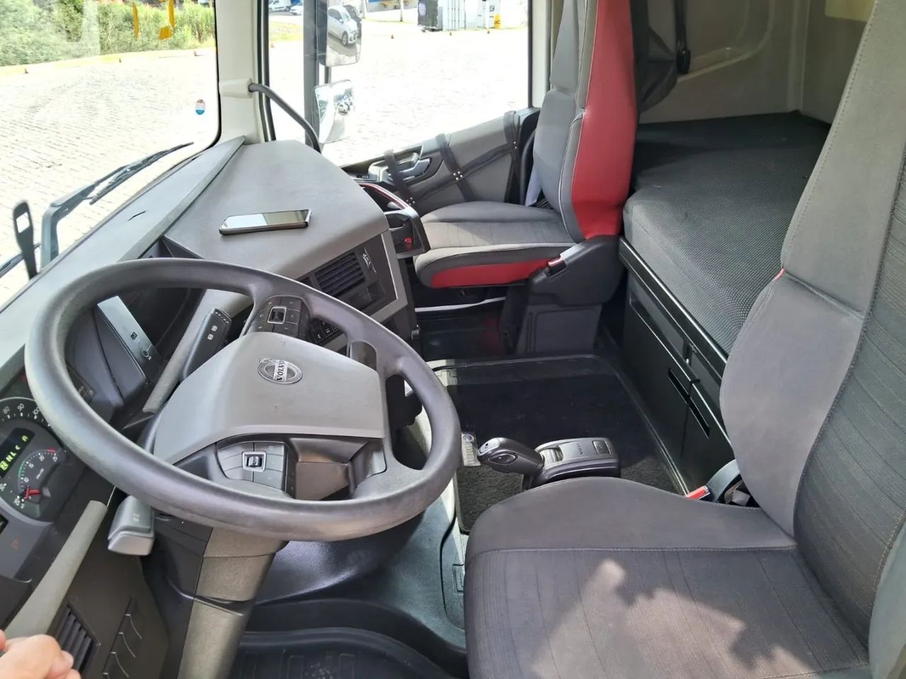Volvo Fh 420 6x2 Renovação Da Frota Friboi - Foto 10