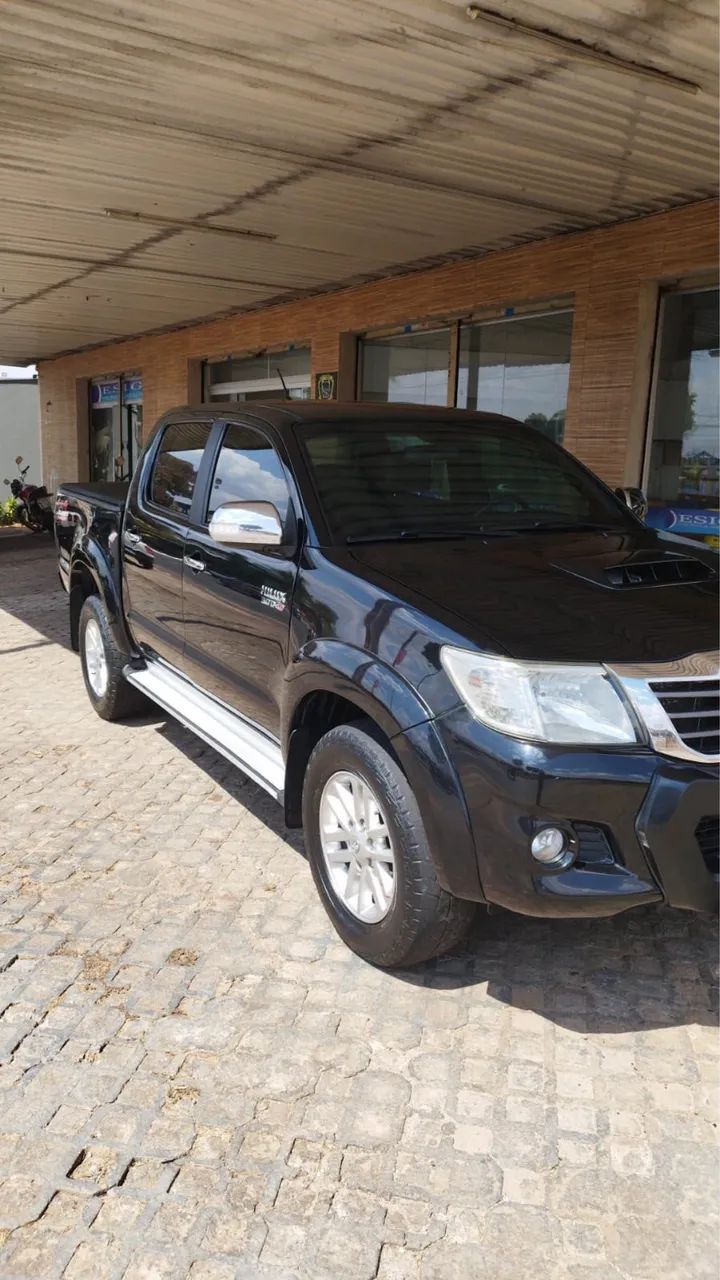 Toyota Hilux CD SRV 4X4 3.0 2014