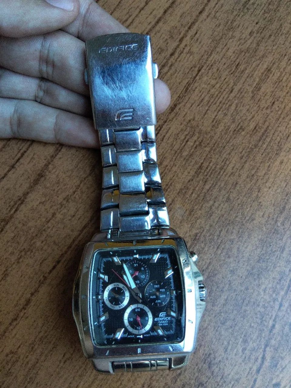 Relógio cassio edifice original quadrado em bom estado.