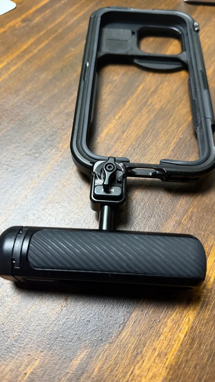 Cage Neewer Para Iphone 16 Pro Max + Handle