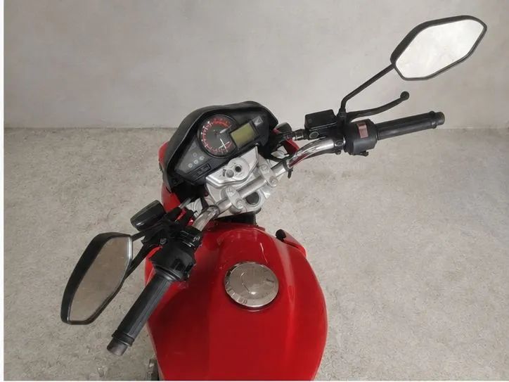 Honda CB 300R 2014  - Foto 3