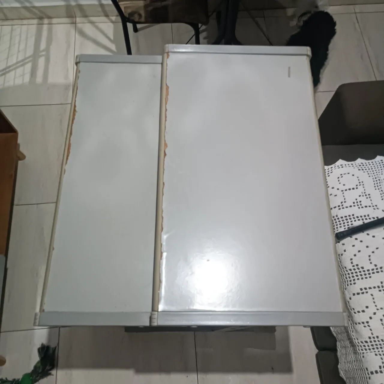 Mesa para Computador Branca/Escrivaninha Usada. - Foto 3