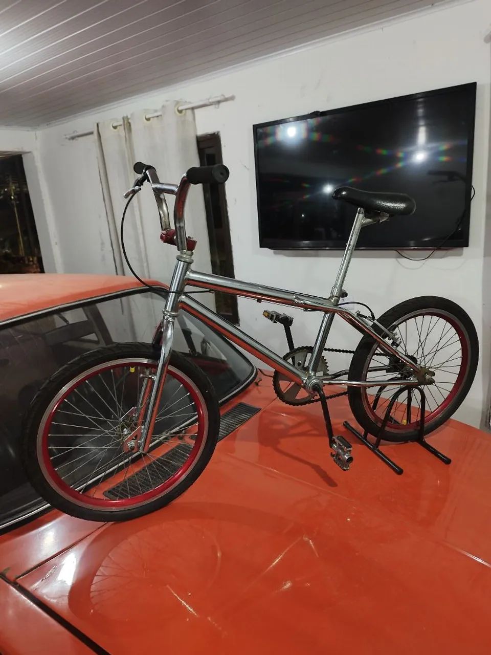 Vendo bicicleta light aro 20  - Foto 4