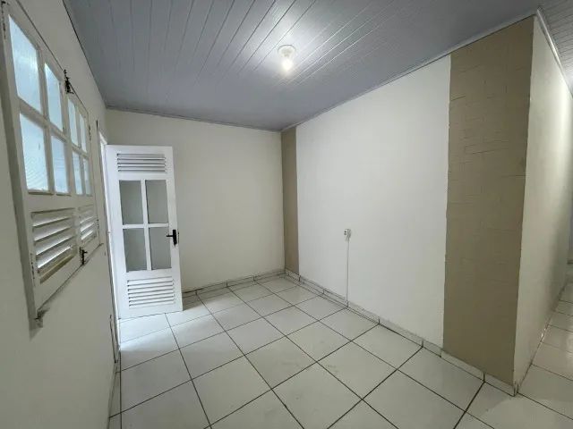 Alugo Excelente Casa 3/4 Reformada no Pinheiro/Farol - Foto 3