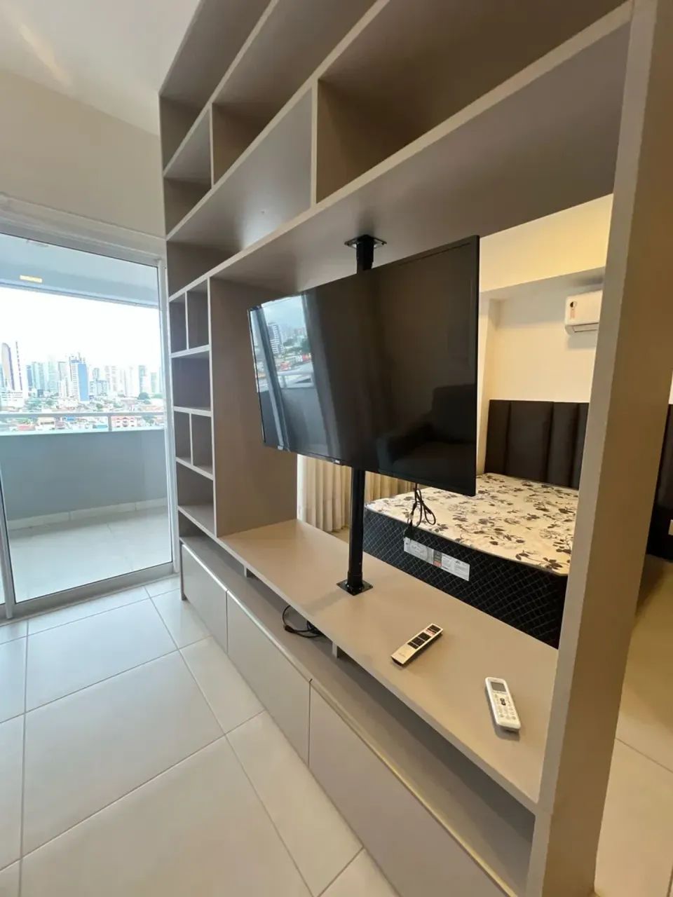 GR VENDE ED. STUDIO UNIQUE - STUDIO COM 39M2 - NASCENTE  - SACADA - 1 VAGA DE GARAGEM - NO - Foto 2