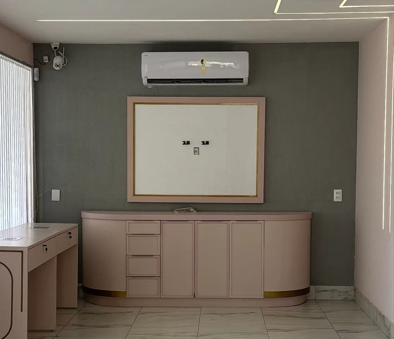 Balcão e painel em mdf  - Foto 4