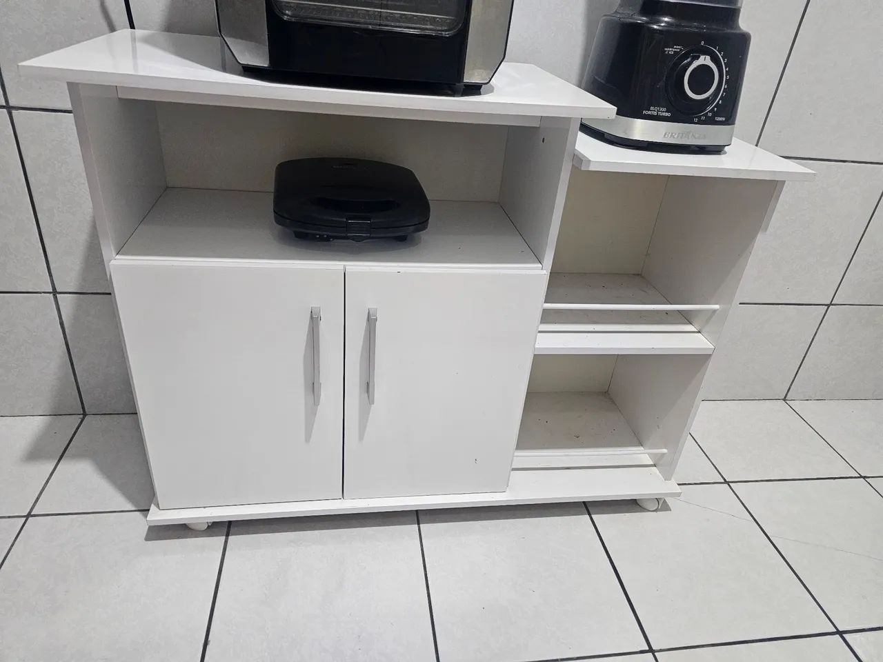 Armário com fruteira