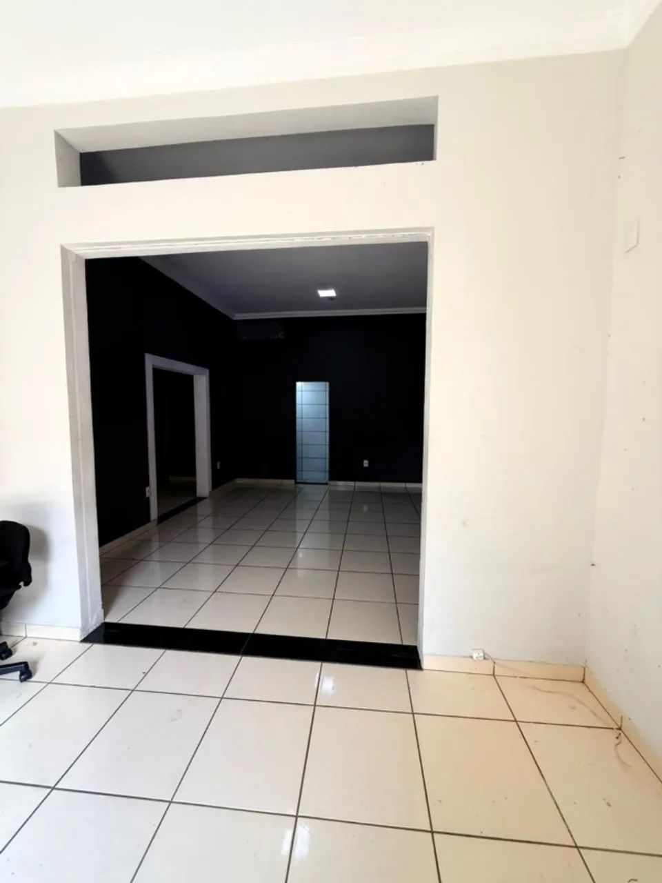 Loja Espaçosa para Locação - Bairro Letícia, - Foto 5
