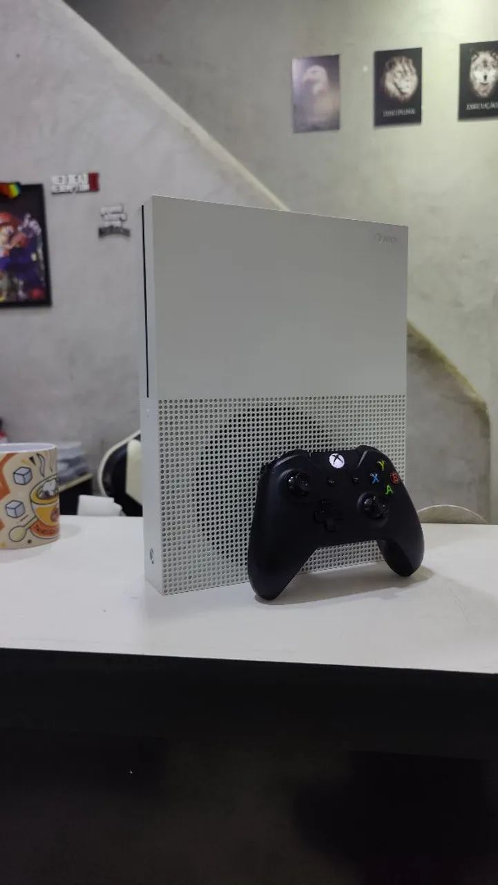Xbox One S completo 