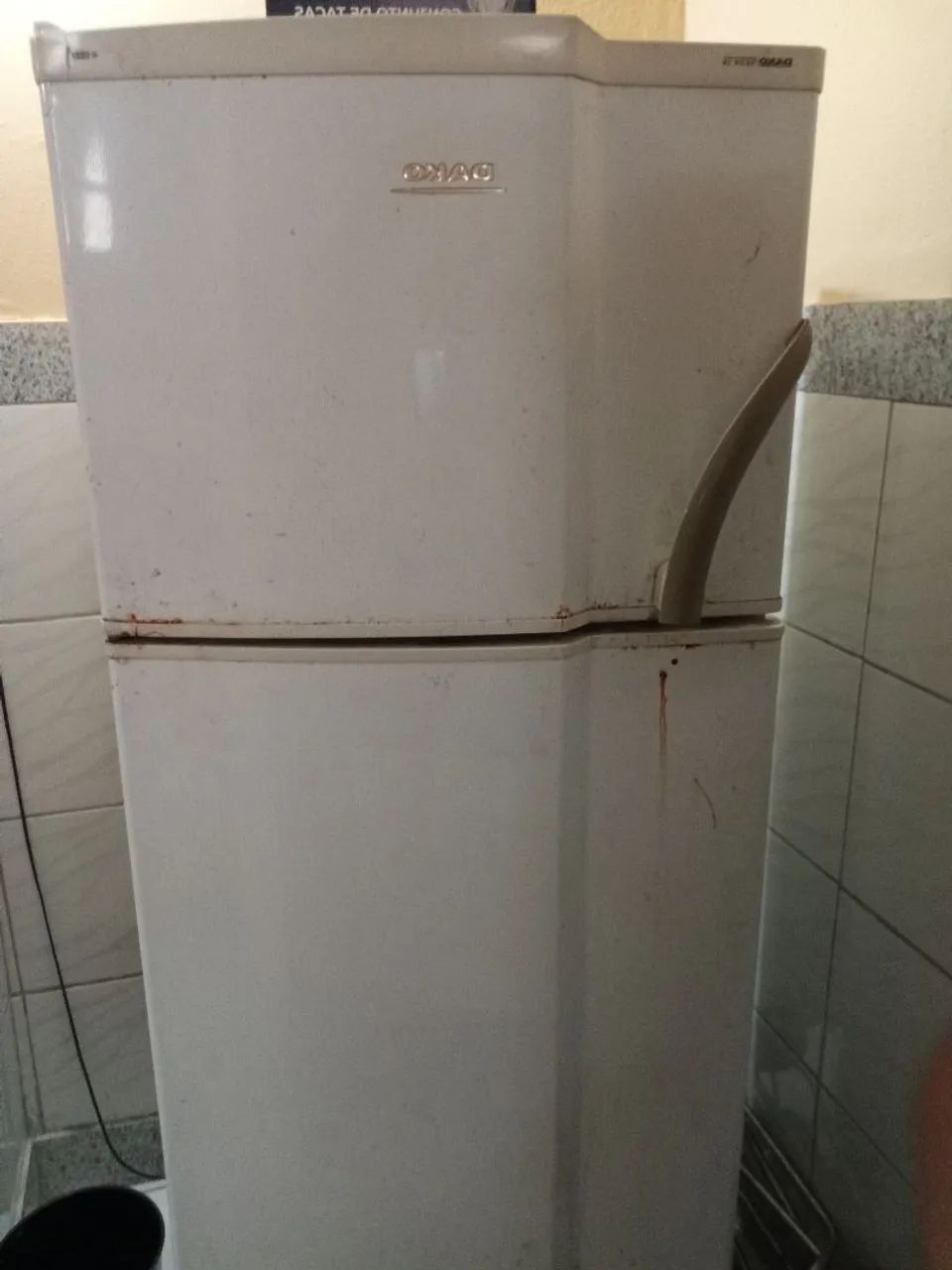 Geladeira duplex em perfeito funcionamento.