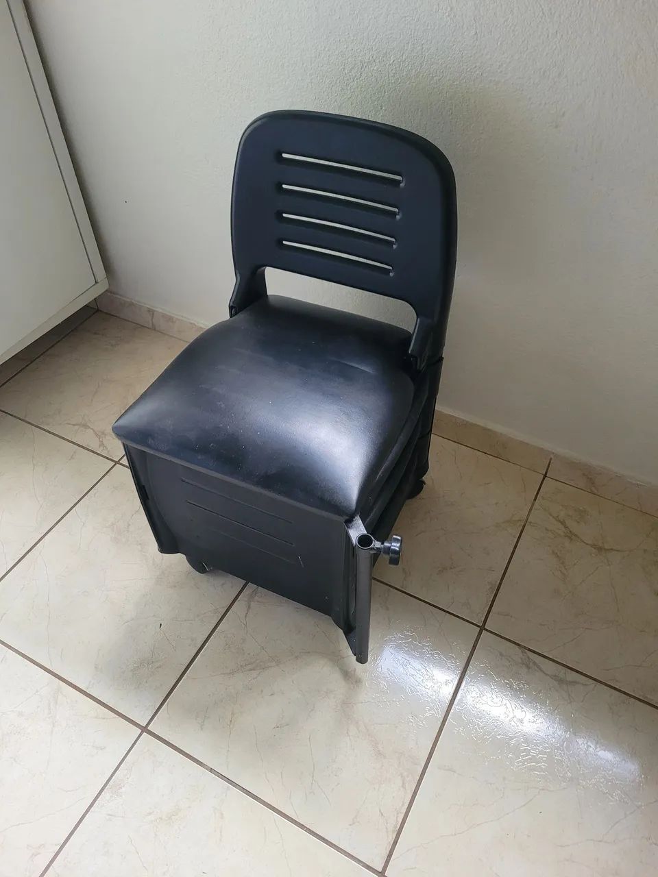 Carrinho auxiliar profissional para salão - Foto 5