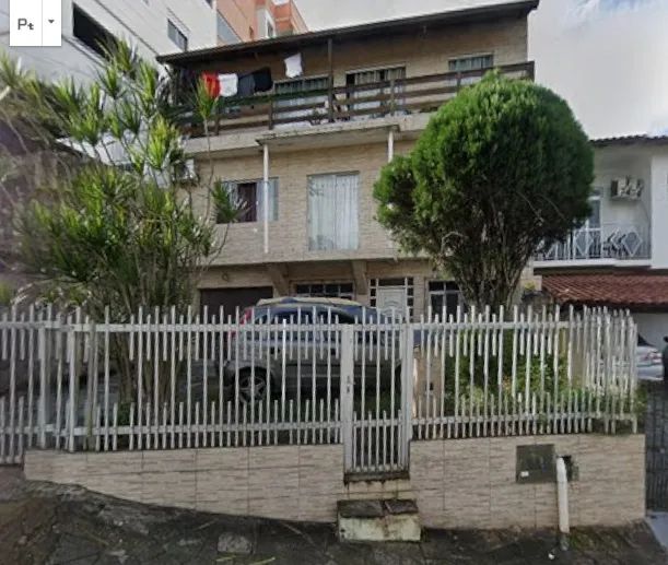 Quarto disponível para dividir apartamento