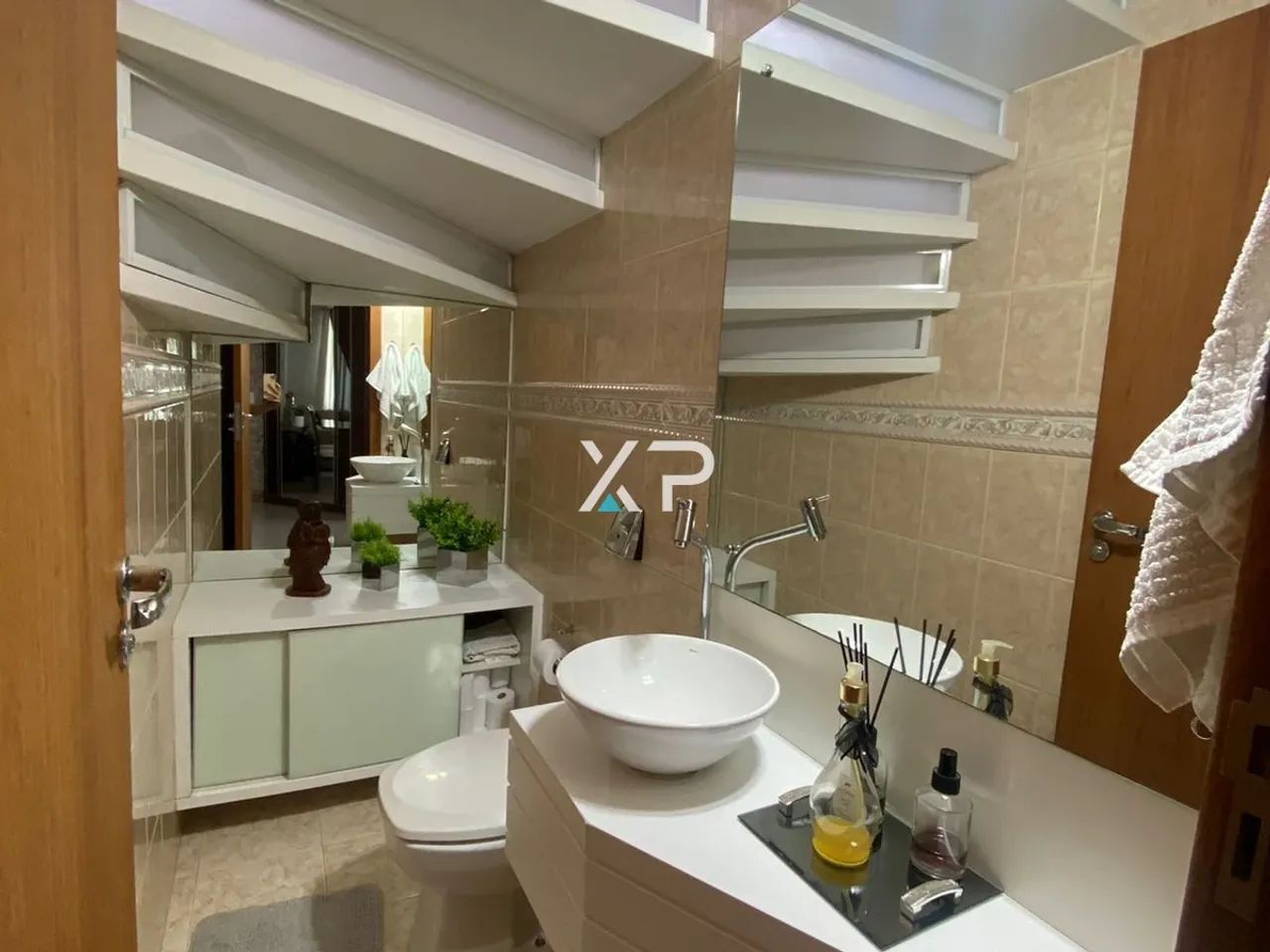 Casa de alto padrão com 3 dor, acabamentos premium e localização privilegiada. - Foto 4