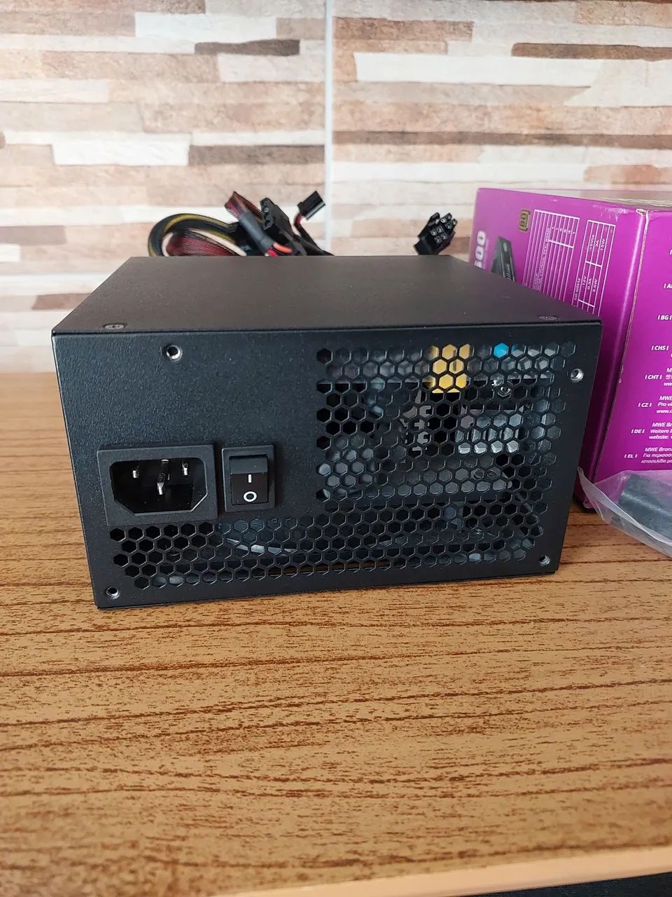 Fonte Cooler Master MWE 600W - Foto 4