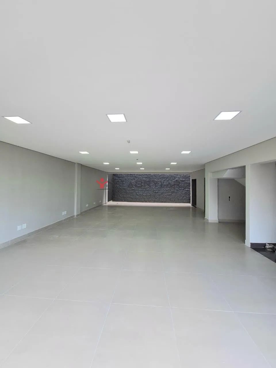 Prédio para alugar em Várzea Paulista, Centro, com 498 m² - Foto 3
