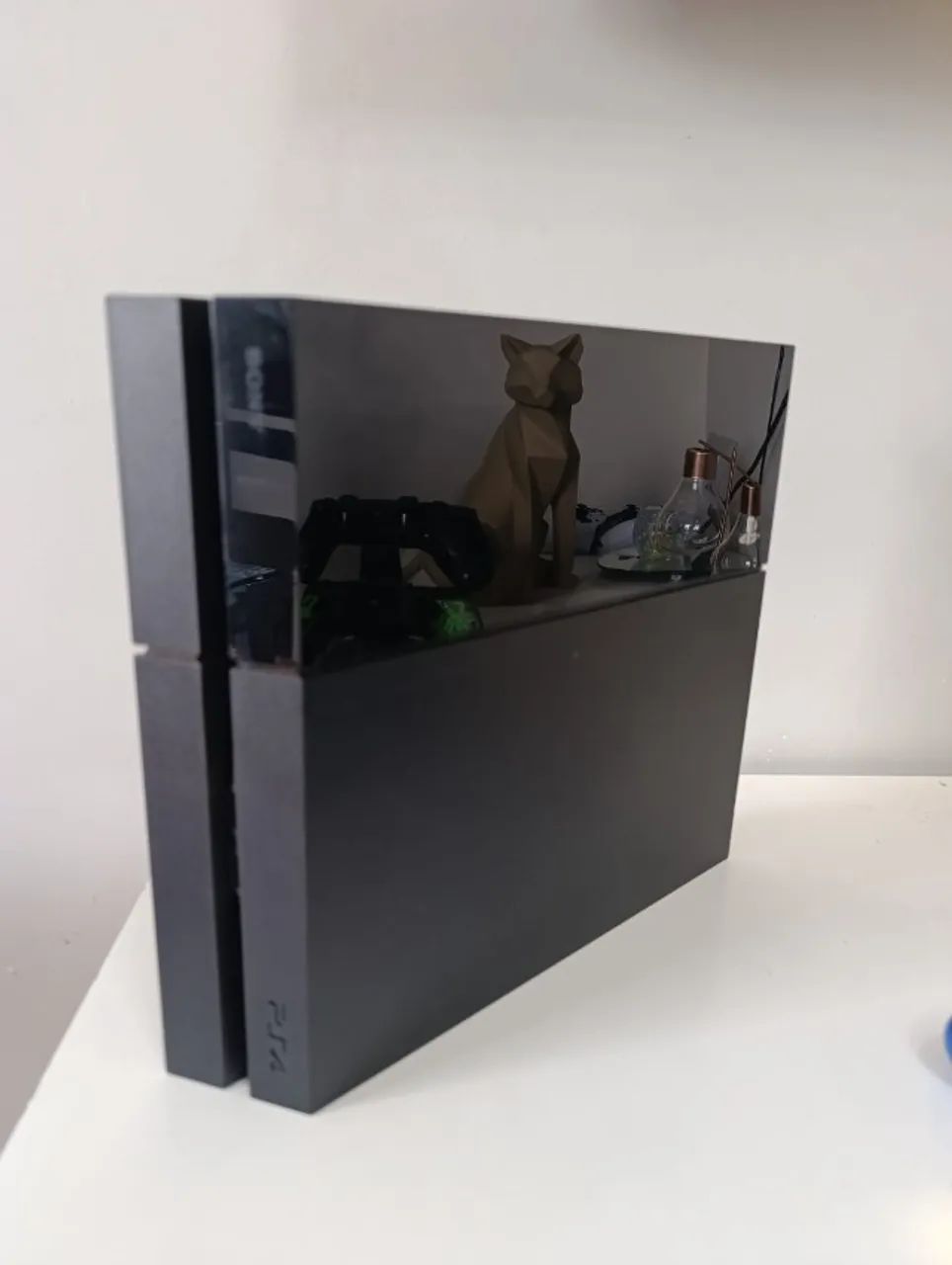 Playstation 4 + 2 Controles (PS4) - Foto 3