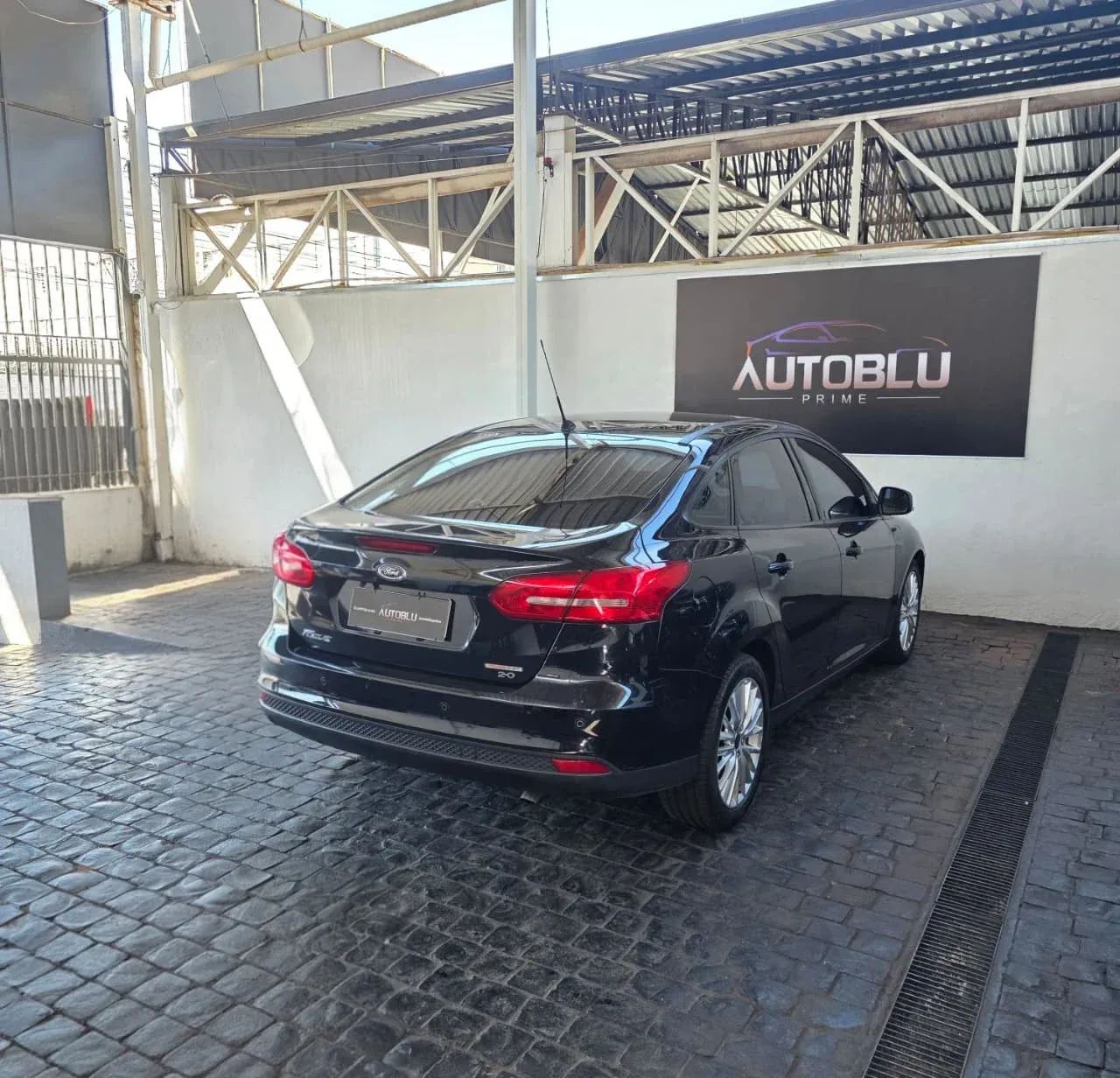 Ford Focus Fastback Se/se Plus 2.0 Flex Aut. 2016 - Foto 4