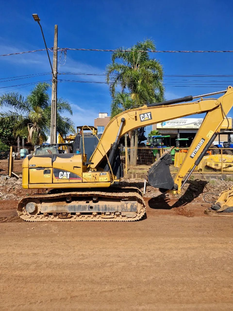 Escavadeira Caterpillar 312 ano 2007  - Foto 6