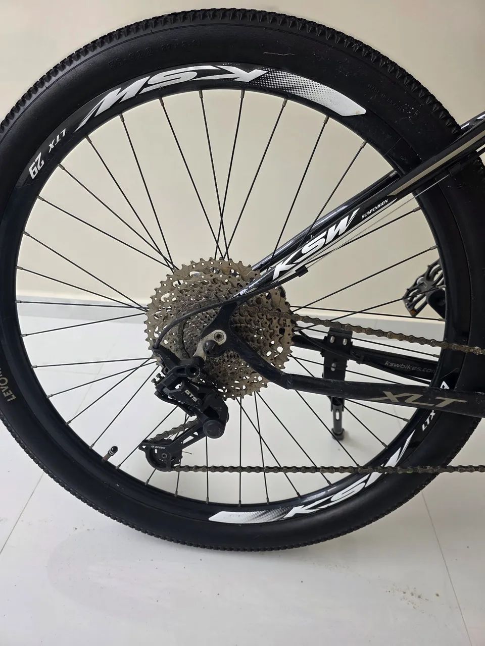 Bicicleta aro 29 KSW - Foto 3