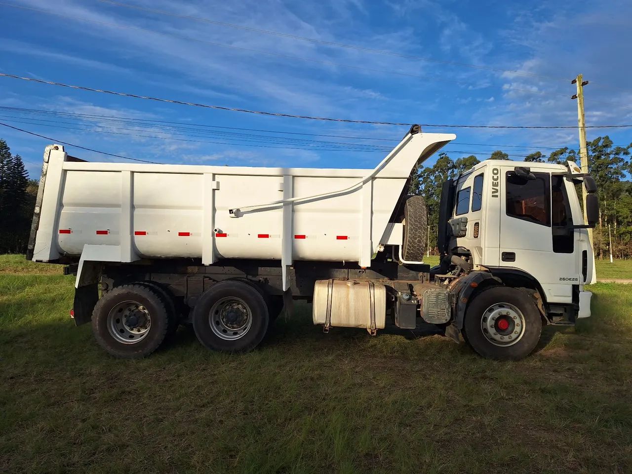 Iveco 260e28 Ano 2013 Tração 6x4 - Foto 4