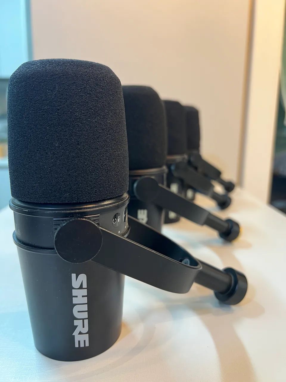 Microfone para podcast SHURE MV7