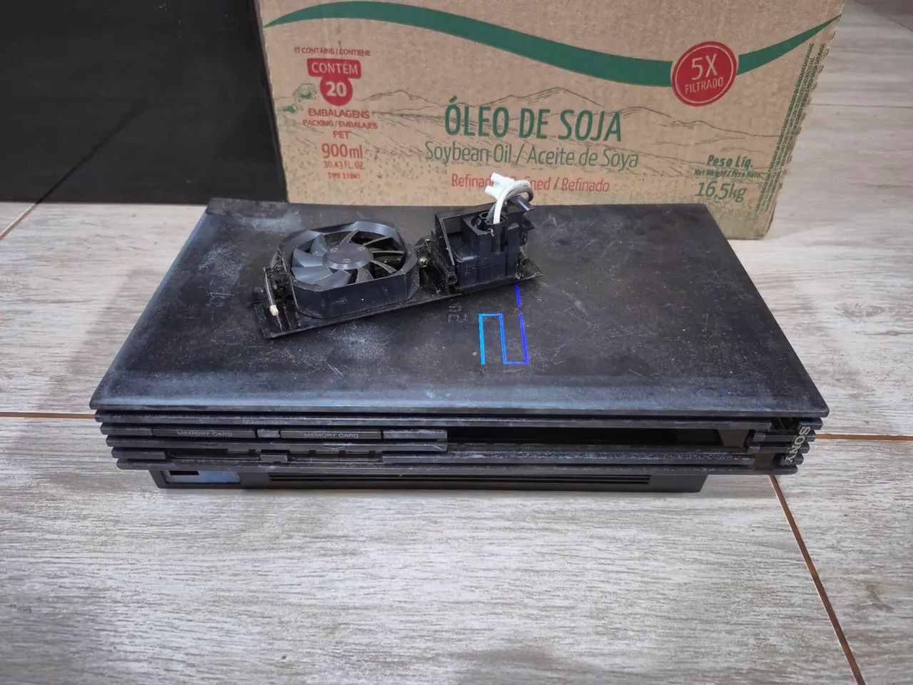 Carcaça do playstation 2 midnight black com manchas 