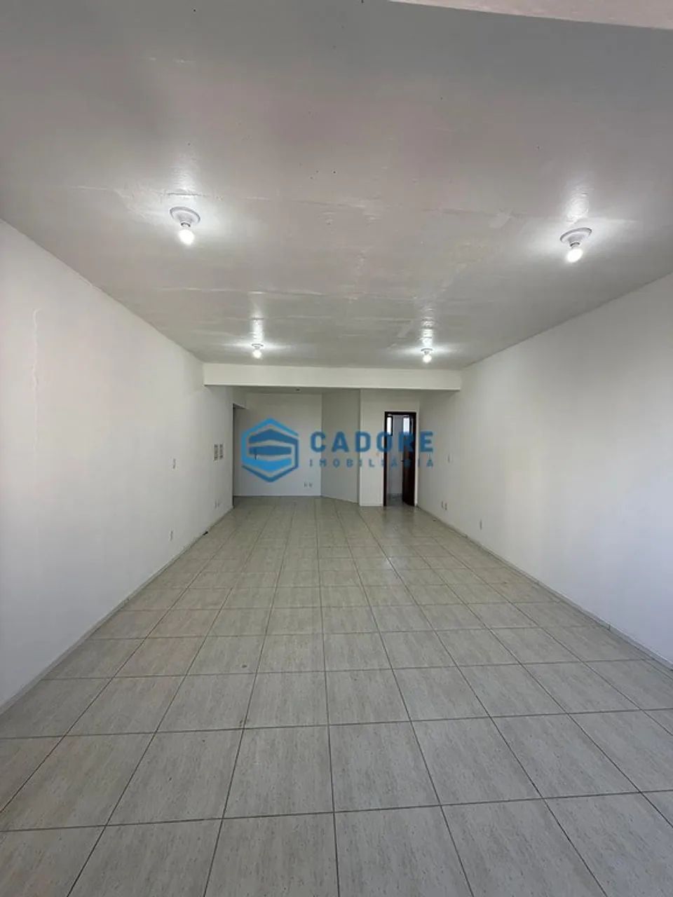 SALA AÉREA NO CENTRO COM 42,39m² - Foto 2