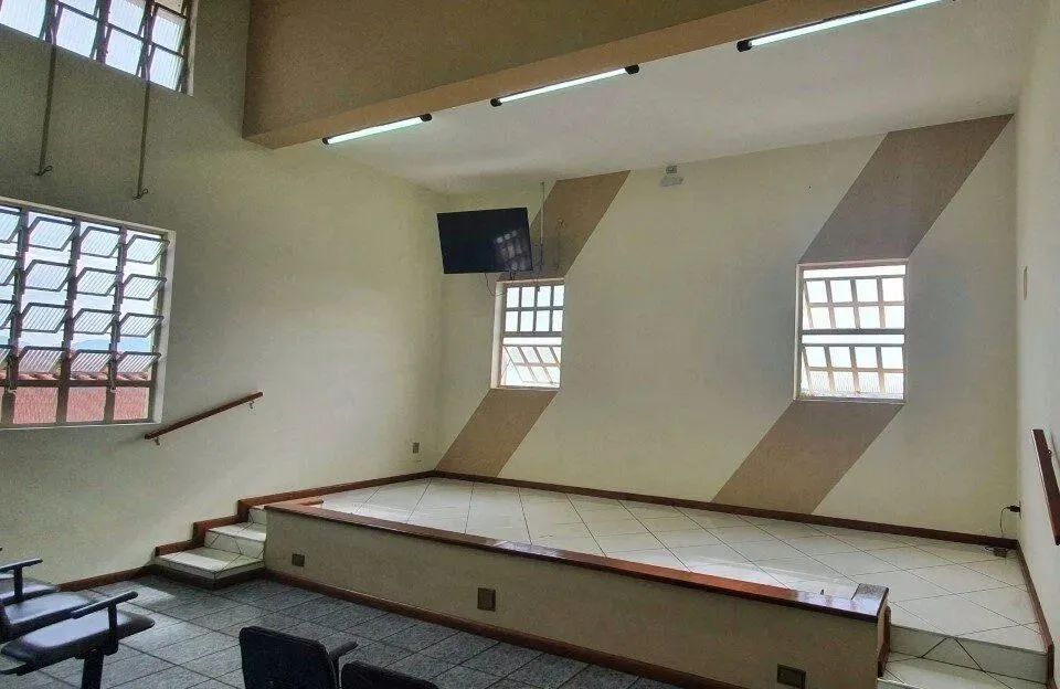 Imóvel Comercial para Venda em Taubaté, Chácaras Reunidas Brasil, 1 dormitório, 2 banheiro - Foto 3