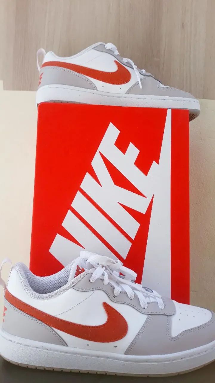 Tênis Nike borough original  Branco com Cinza