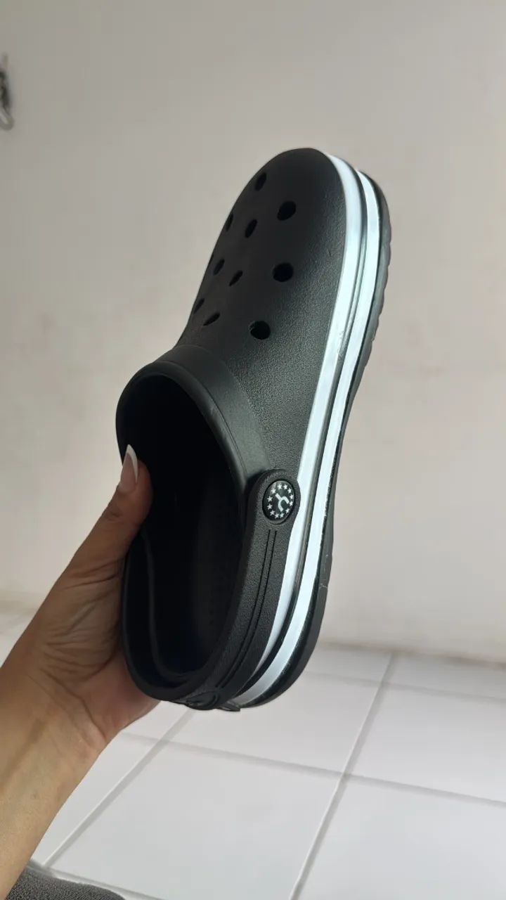 CROCS PRETA - Foto 5