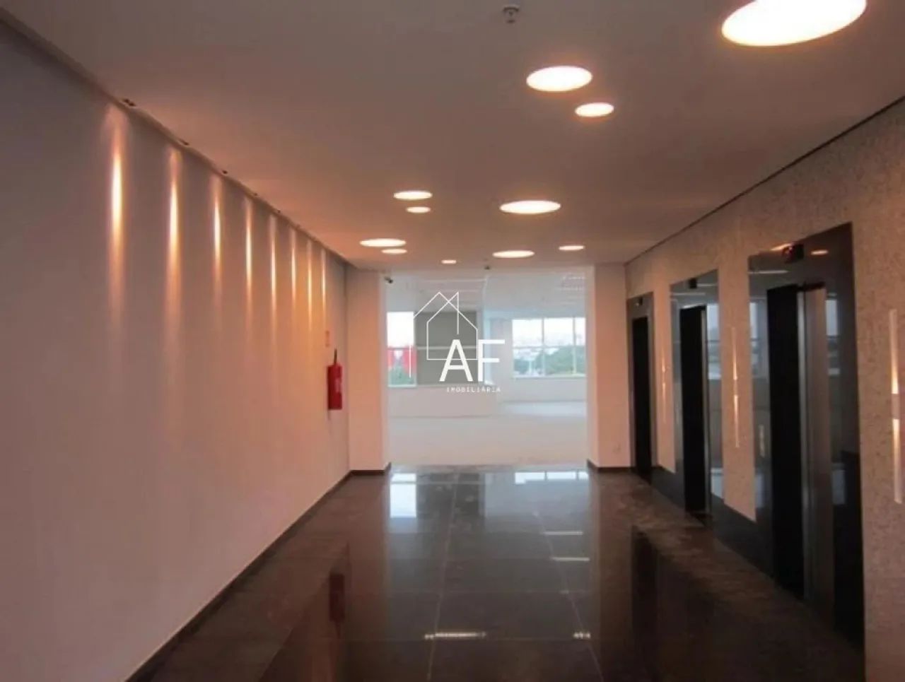 Predio Comercial para Locação, de 605 m a 2,640 m² - Foto 2