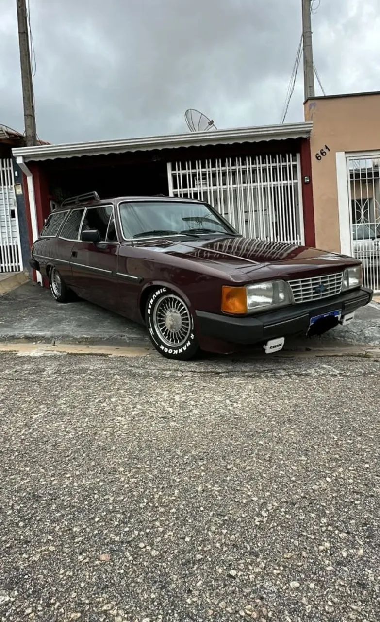 Chevrolet Caravan 1990