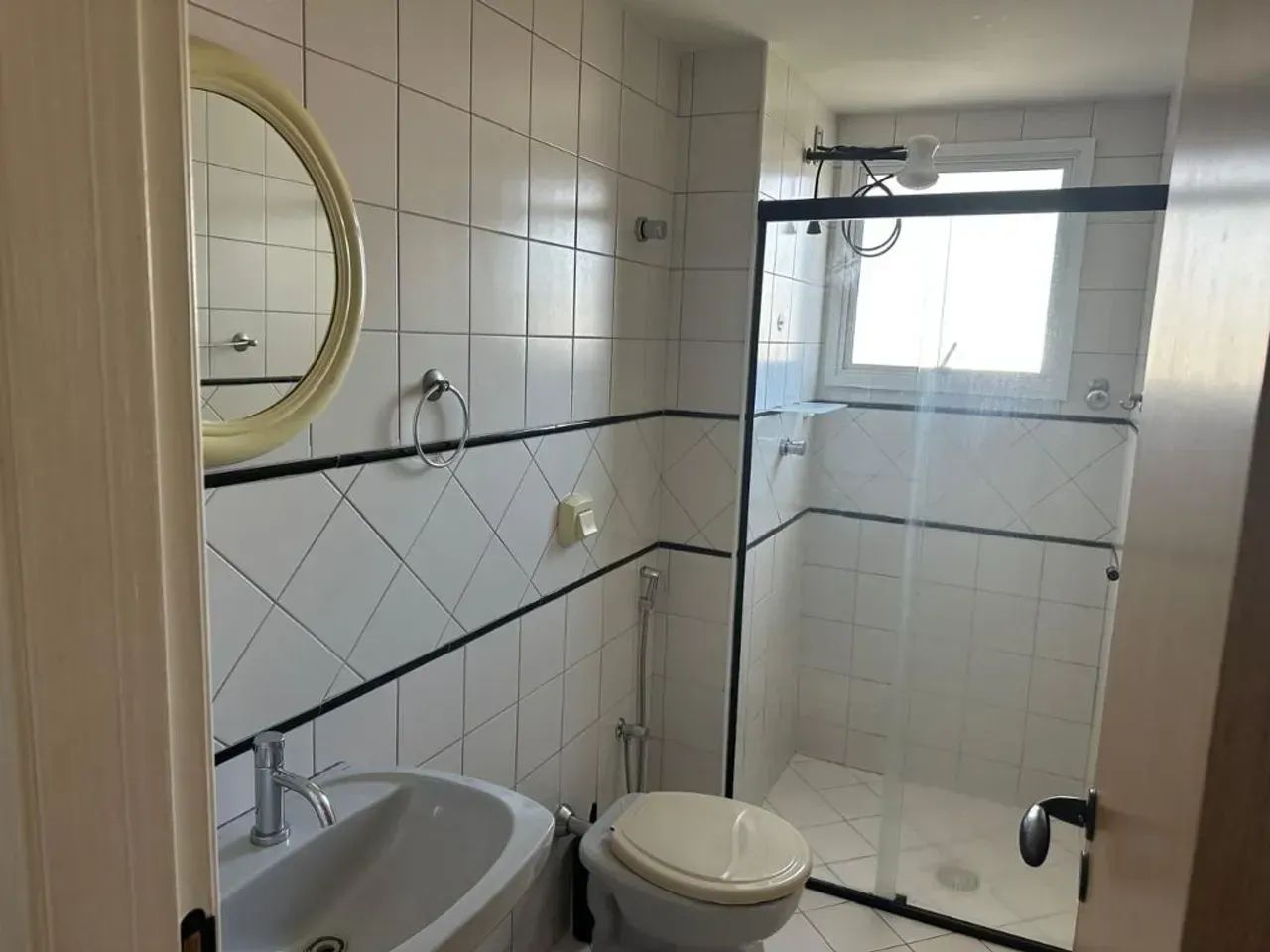 Apartamento para aluguel possui 75 metros quadrados com 2 quartos - Foto 15