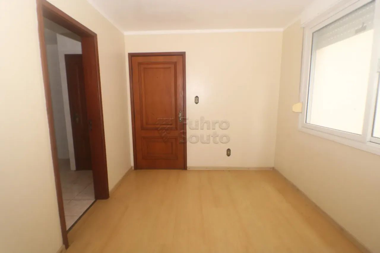 Amplo Apartamento de 3 Dormitórios no Centro