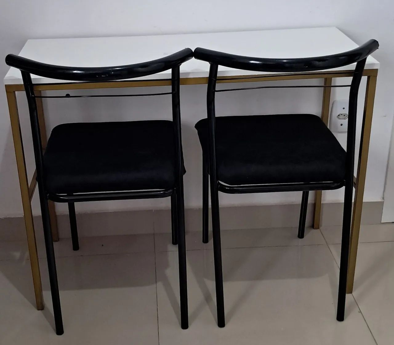 Mesa escritório em metalon com 2 cadeiras  - Foto 2