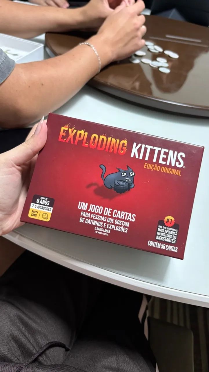 Vendo jogo EXPLODING KITTENS