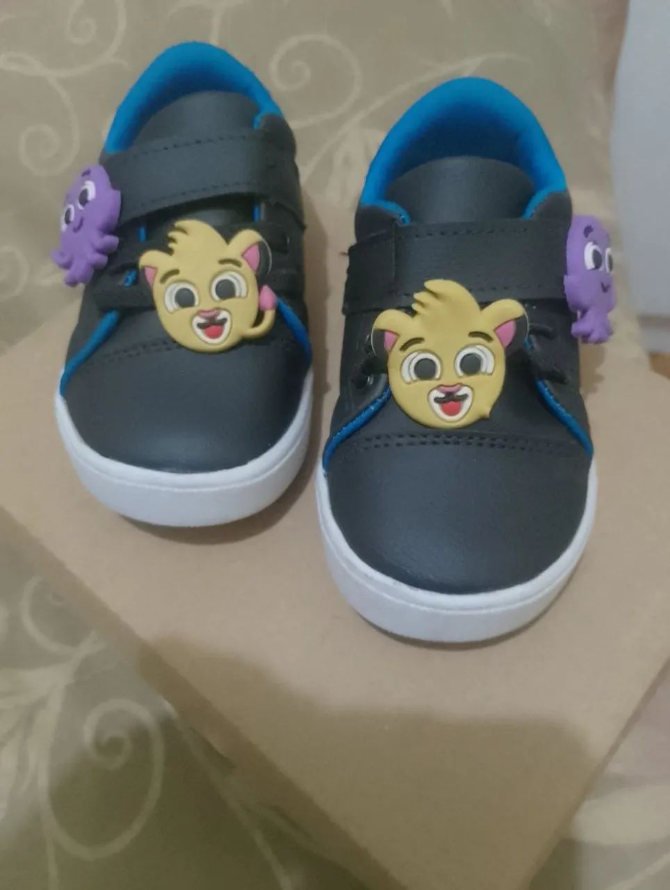 Sapatos 