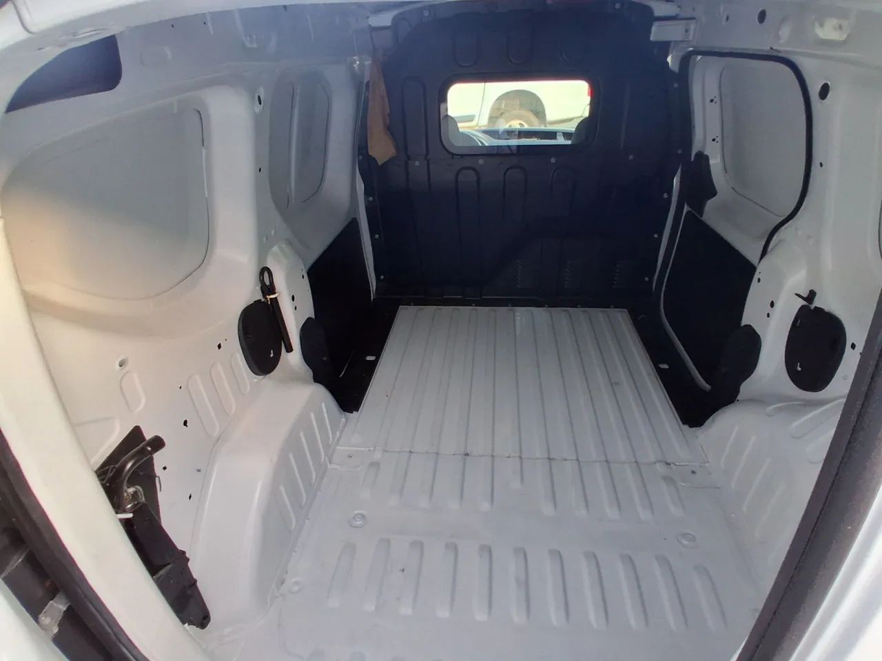 Renault Kangoo Advanced 1.6 16V Flex, foto 8 de 9