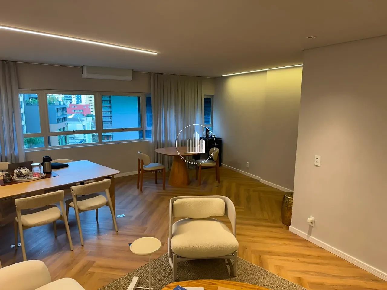 Sala Comercial no Centro de Florianópolis - 100% mobiliada - JMS - Foto 3