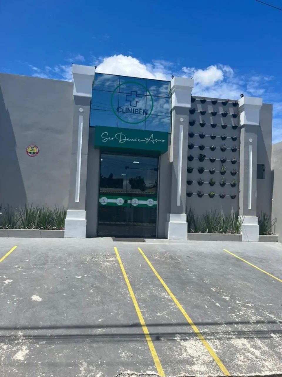 PRÉDIO COMERCIAL - CIDADE NOVA 
