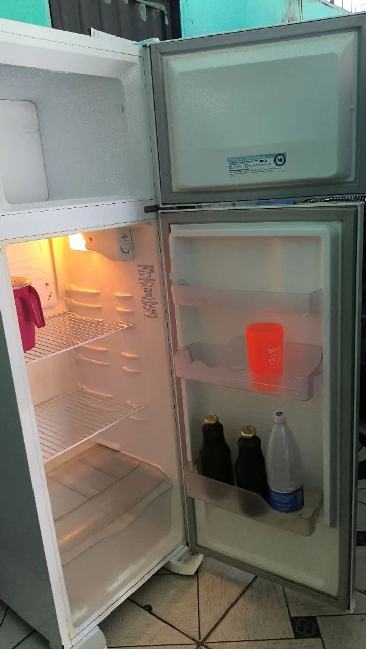 Geladeira Electrolux 340 litros  - Foto 3
