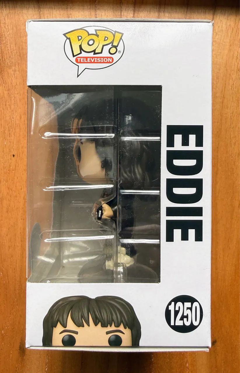 Funko Pop 1250 Eddie W/Guitar Stranger Things Exclusive - Foto 4