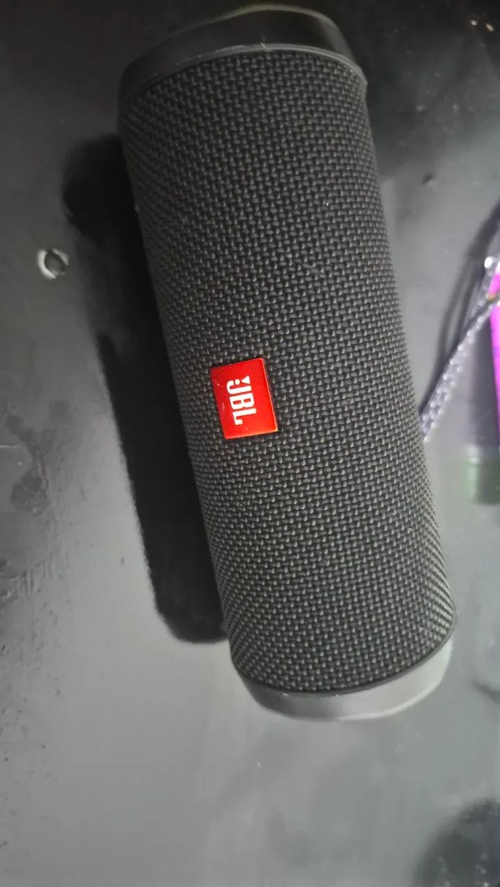 JBL Flip 4