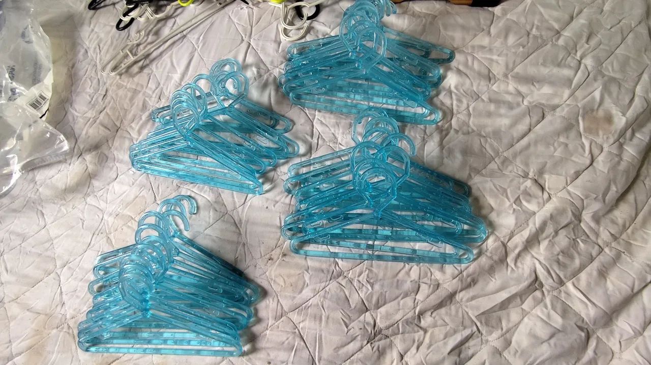 Cabides infantil em acrílico azul - Foto 2