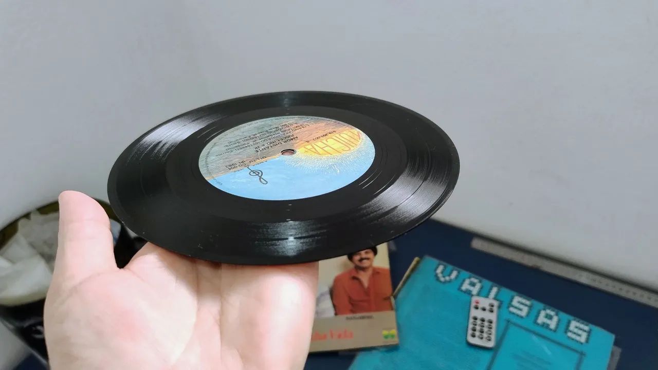 Disco vinil Compacto Juscelino e JK  Amor distante de 1983 - Foto 4