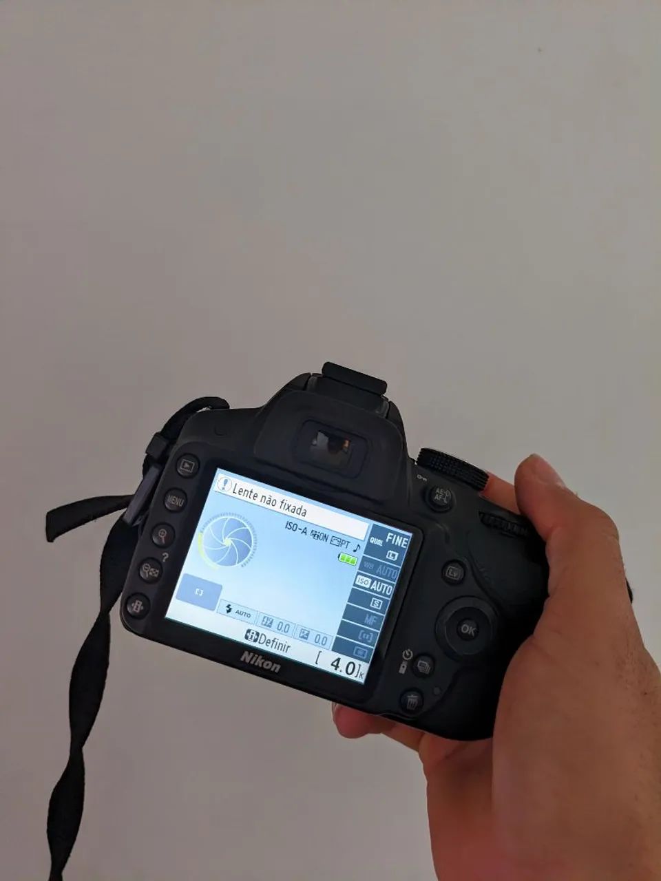 Nikon D3200 - Foto 2