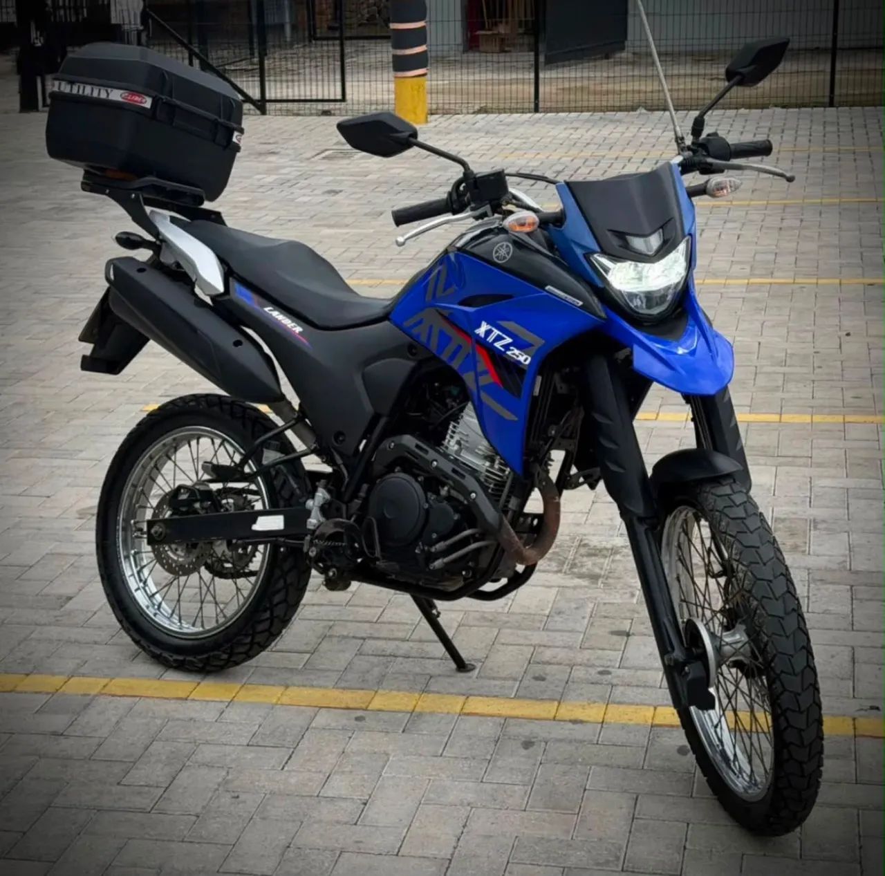 XTZ LANDER 250cc (SÓ VENDA)!