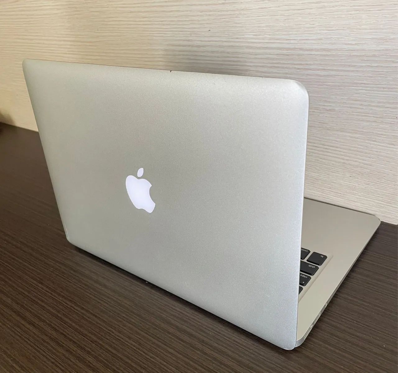 Macbook Air i5, 4gb, SSD 128gb - Foto 3