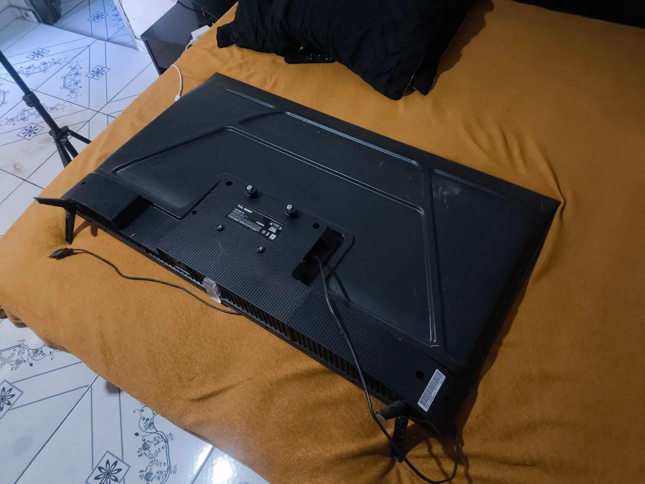 Vendo tv TCL 42 polegadas  - Foto 3