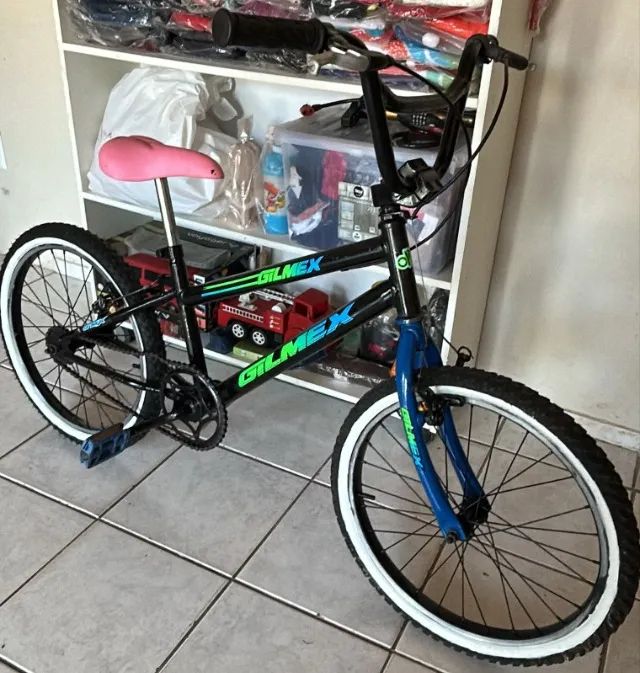 Bicicletinha preta aro 20